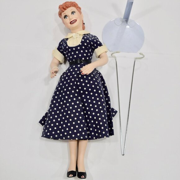 I LOVE LUCY vintage doll - Picture 1 of 4